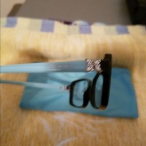 Tiffany designers frame